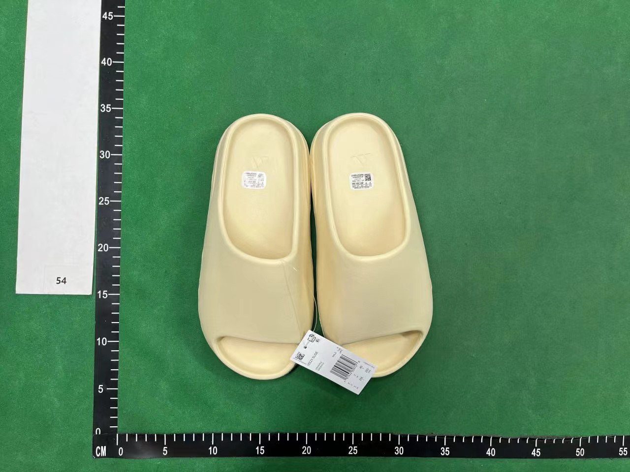   YEEZE Shoes