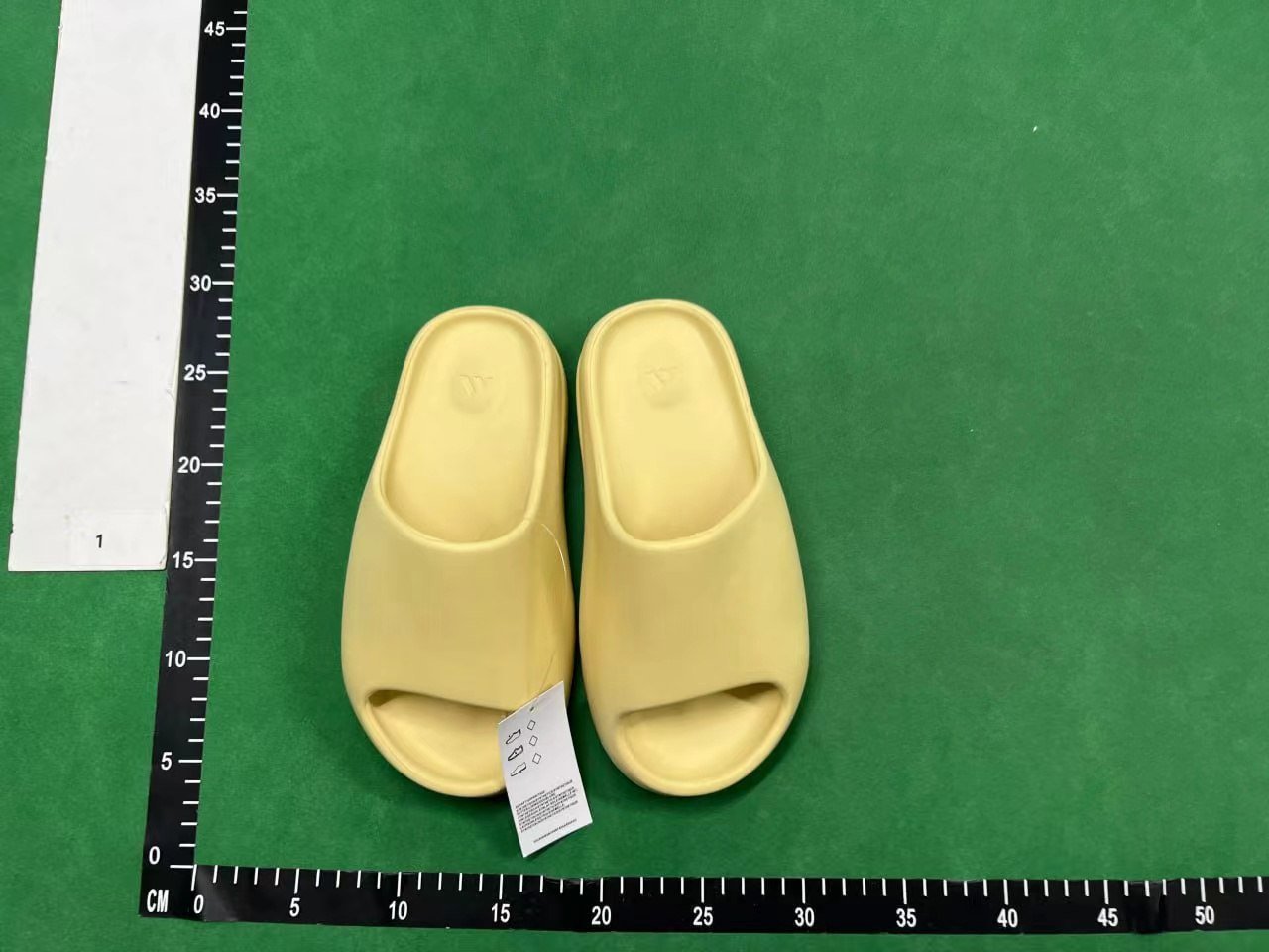   YEEZE Shoes