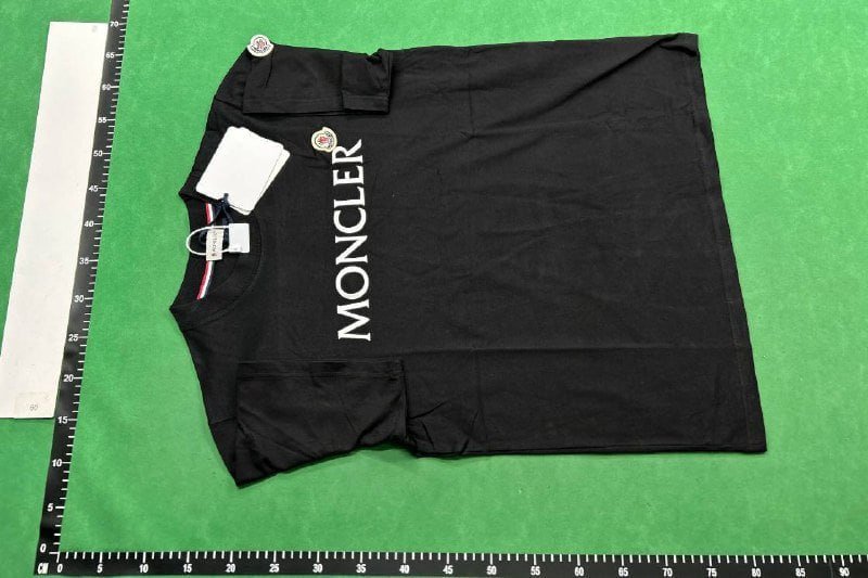 Moncler T-shirt Shorts Coats/Jackets/Quick-drying pants/suits