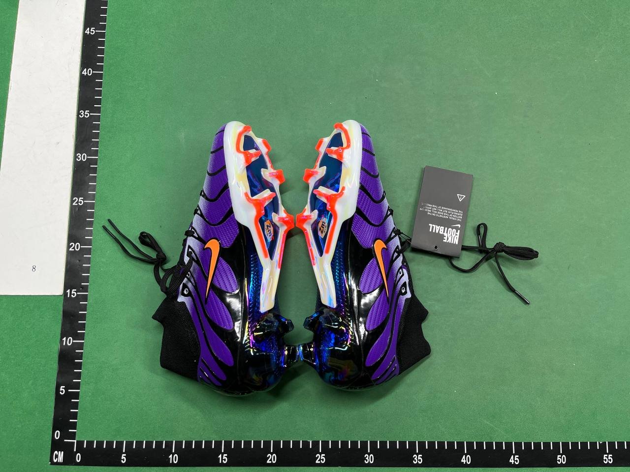 Nike football shoes (low-top and high-top 40+ colors)