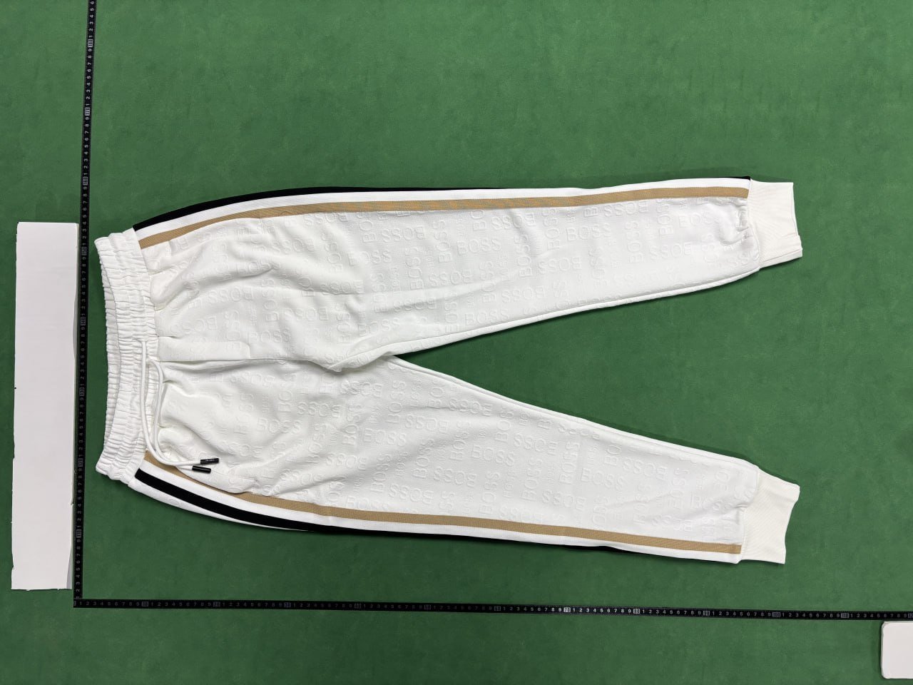 Boss T-shirt / Sweatshirt  Jacket  Suit 