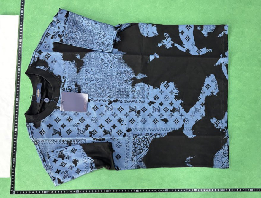 LV Louis Vuitton t-shirt