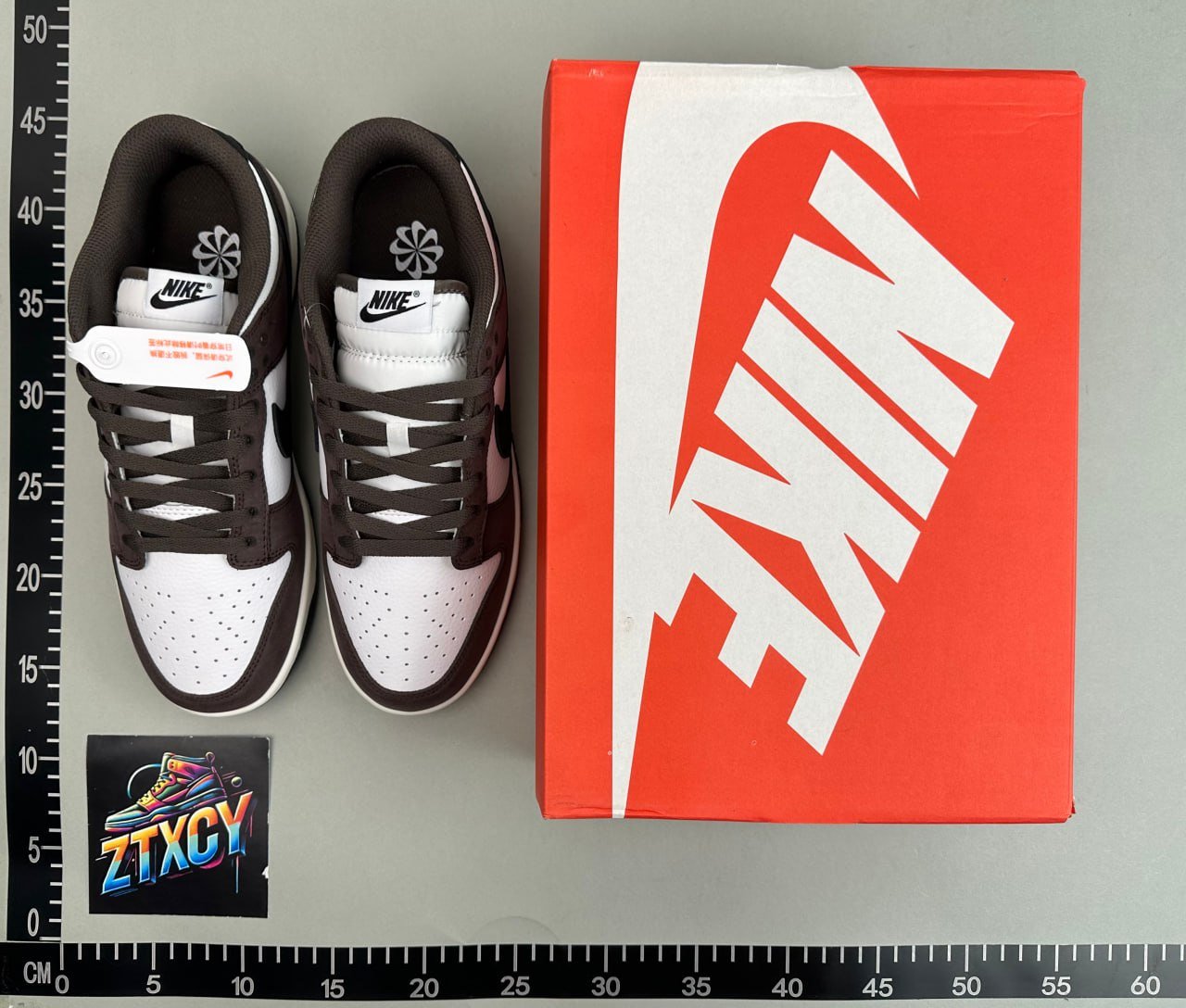 NIKE DUNK LOW