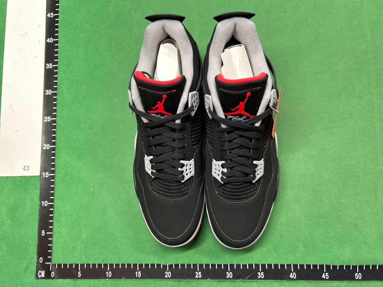 Air Jordan 4