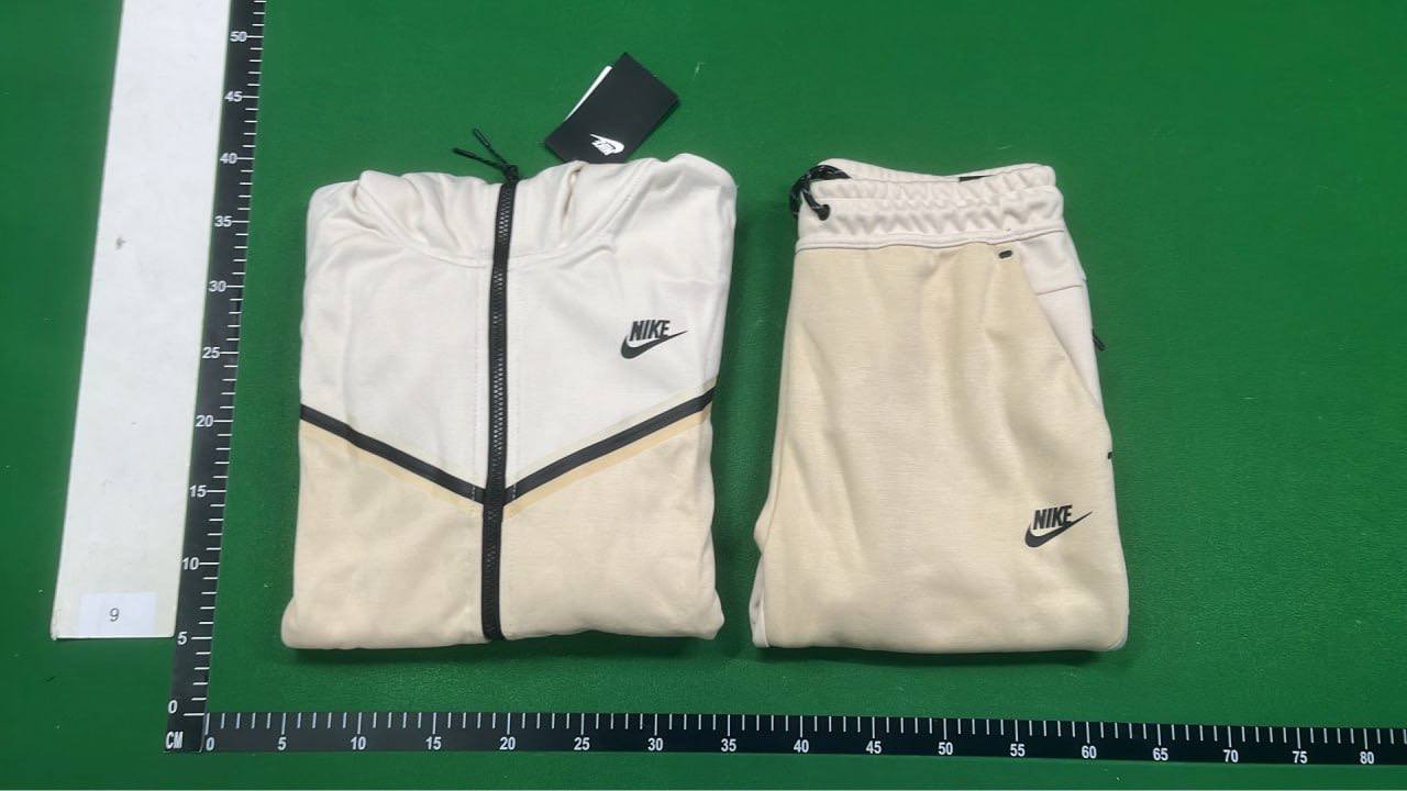 Nike Tech Fleece Set Couple Suit