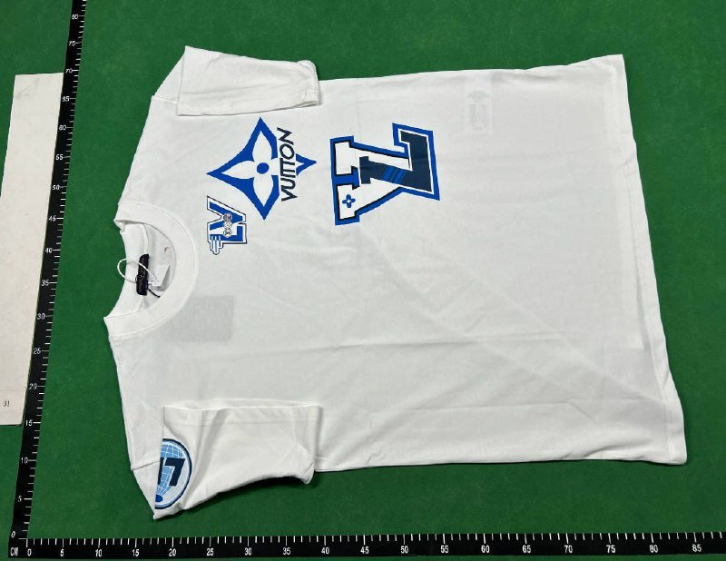 LV T-Shirt