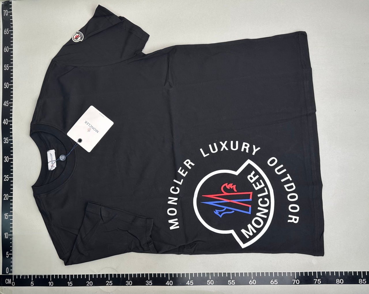 Moncler T-shirt