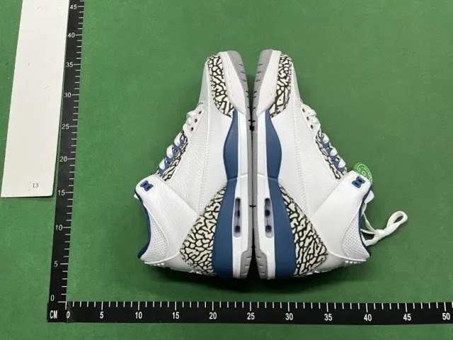 Air Jordan 3 Retro