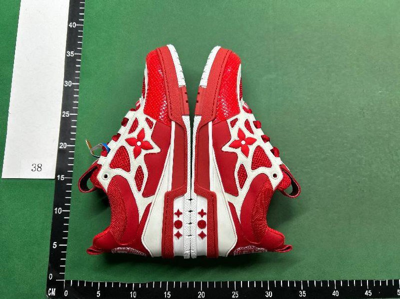 LV skate