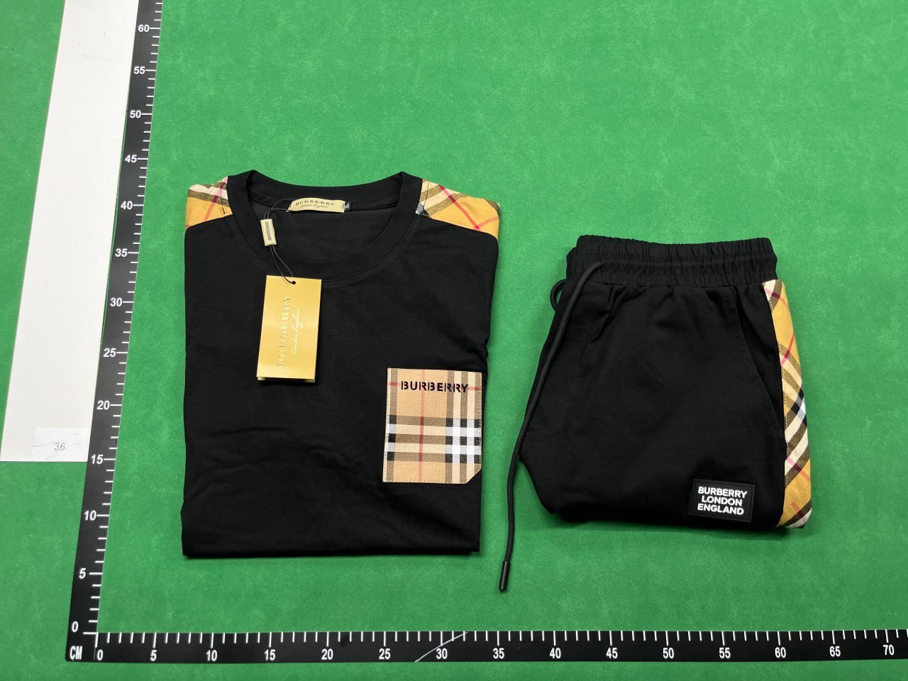 Burberry T-Shirt  Shorts suits