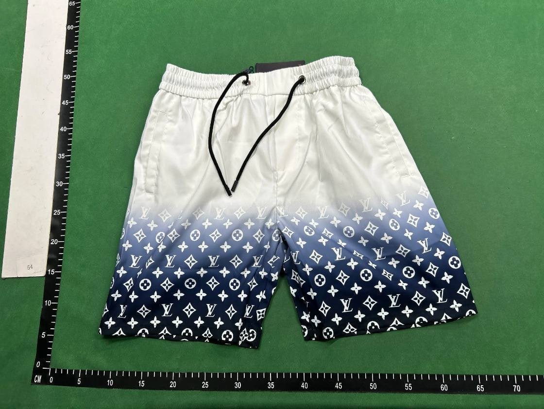  Louis Vuitton shorts