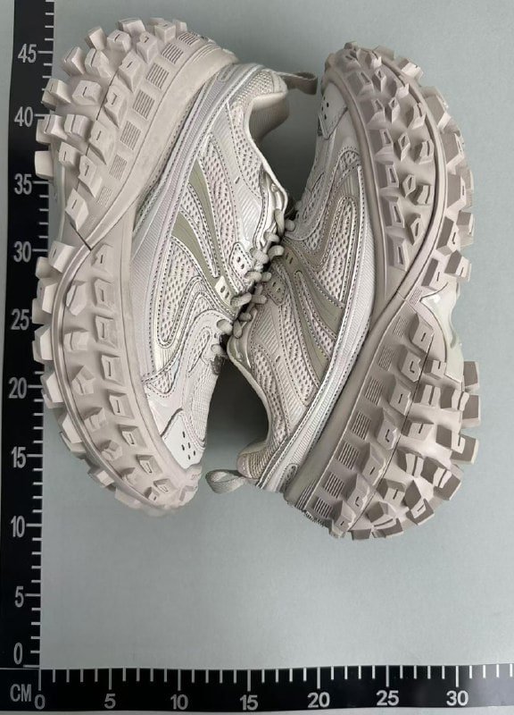 Balenciaga Defender