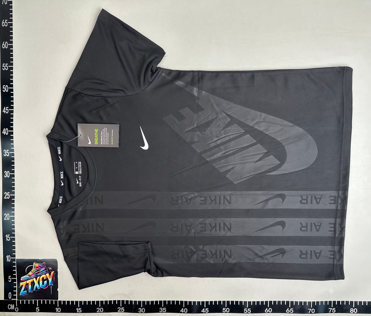 Nike T-shirt