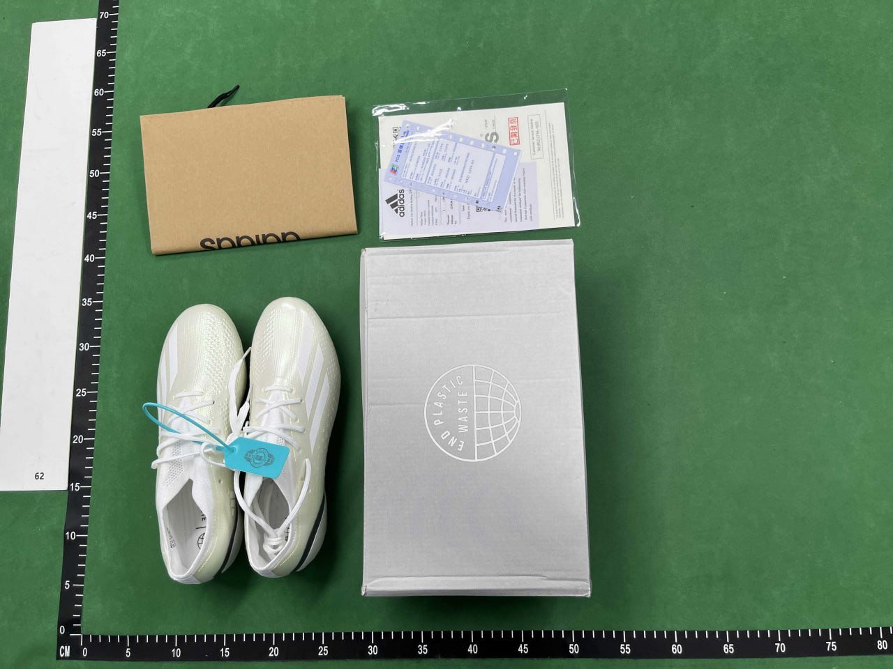 NIKE FOOTBALL BOOTS SHOES 