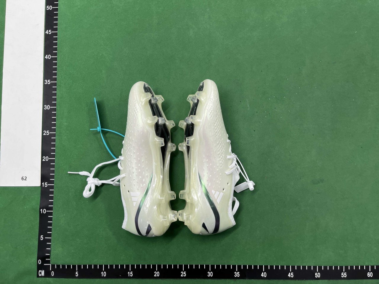 NIKE FOOTBALL BOOTS SHOES 