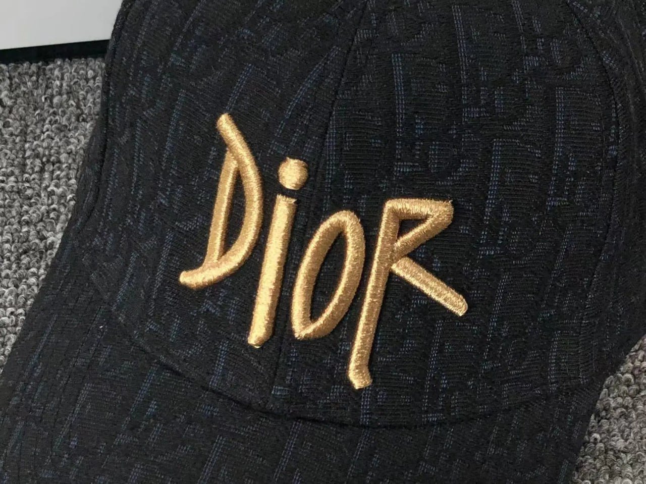 Dior cap